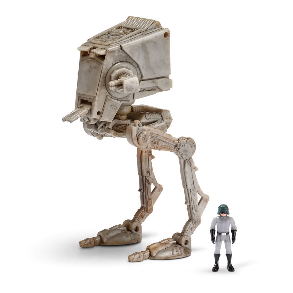 Star Wars Nave 8cm At-St Hoth & Figura